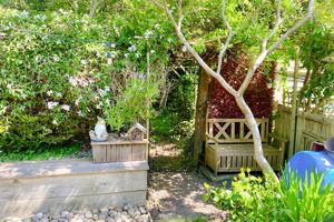 Photo 34- click for photo gallery